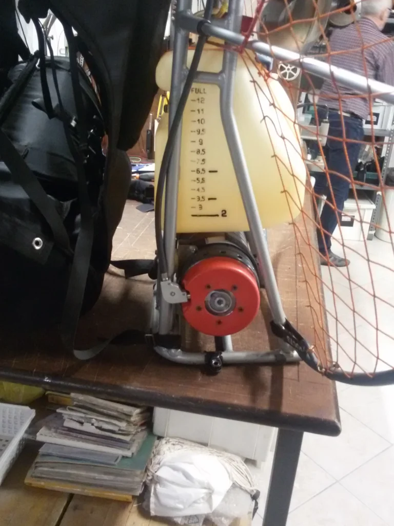 PARAMOTORE