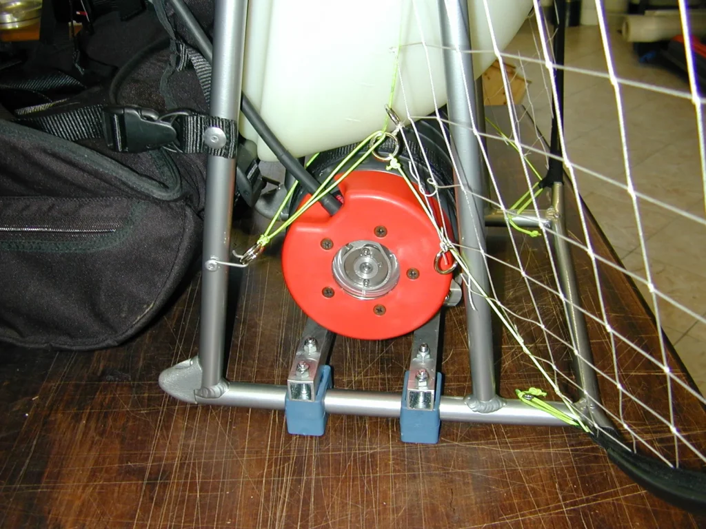 PARAMOTORE